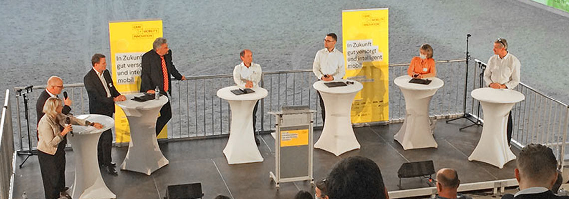 [Foto: Podiumsdiskussion]