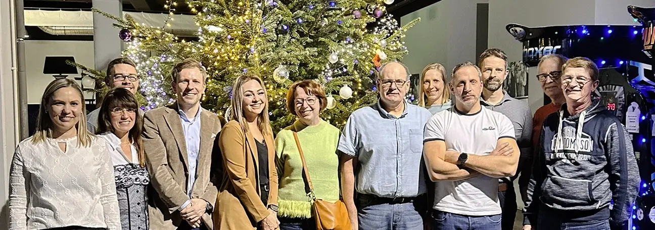 [[Foto: Team des Aldenhoven Testing Center]]