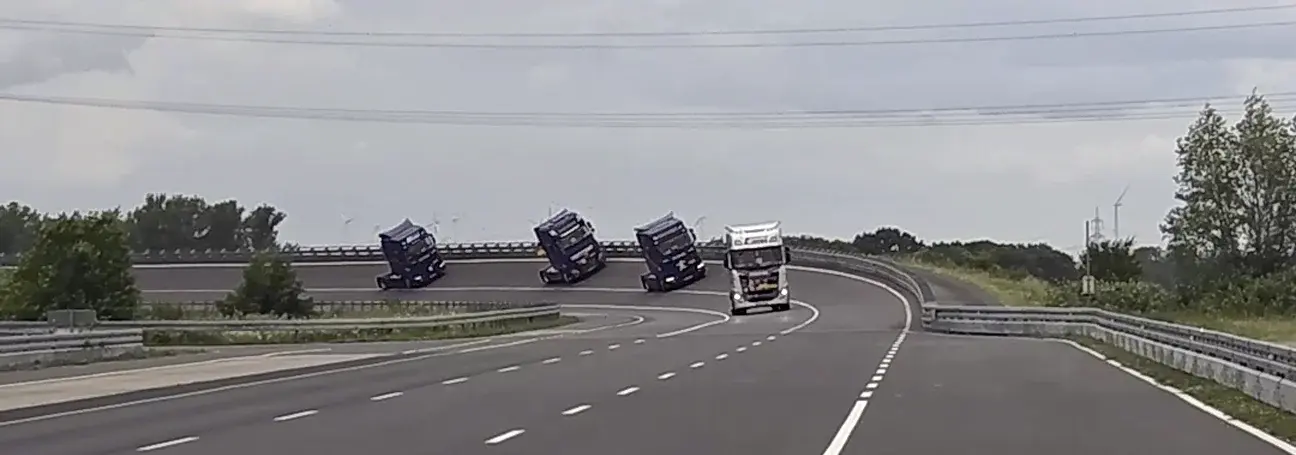 [Lkw aus der Steilkurve kommend]