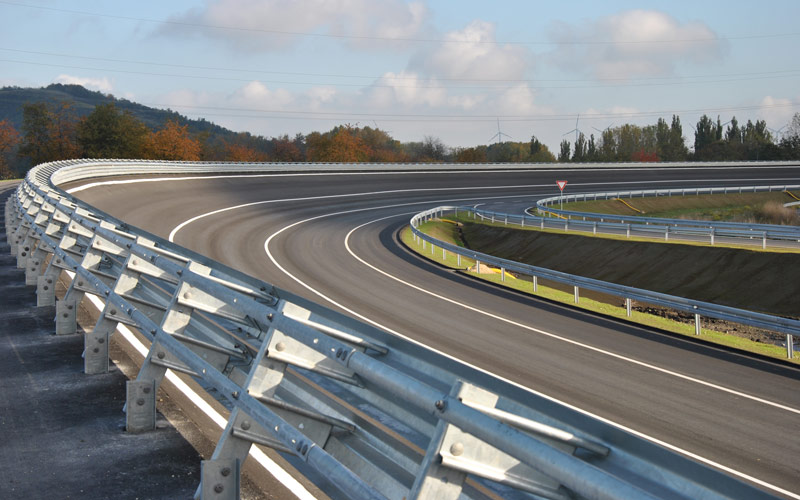 Oval circuit